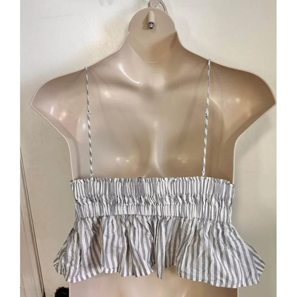 Express Women large Crop Top Striped GrayWhite Triangle Smocked Spaghetti Strap - Picture 4 of 7